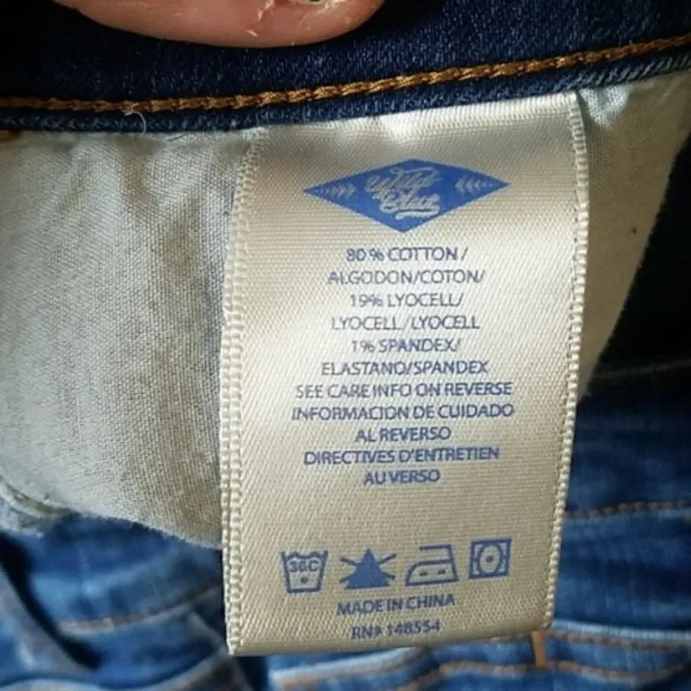 🌼 Wild Blue Cutoff Shorts - Picture 3 of 7